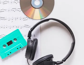 Do You Italicize Song Titles? APA, MLA & Chicago 2025